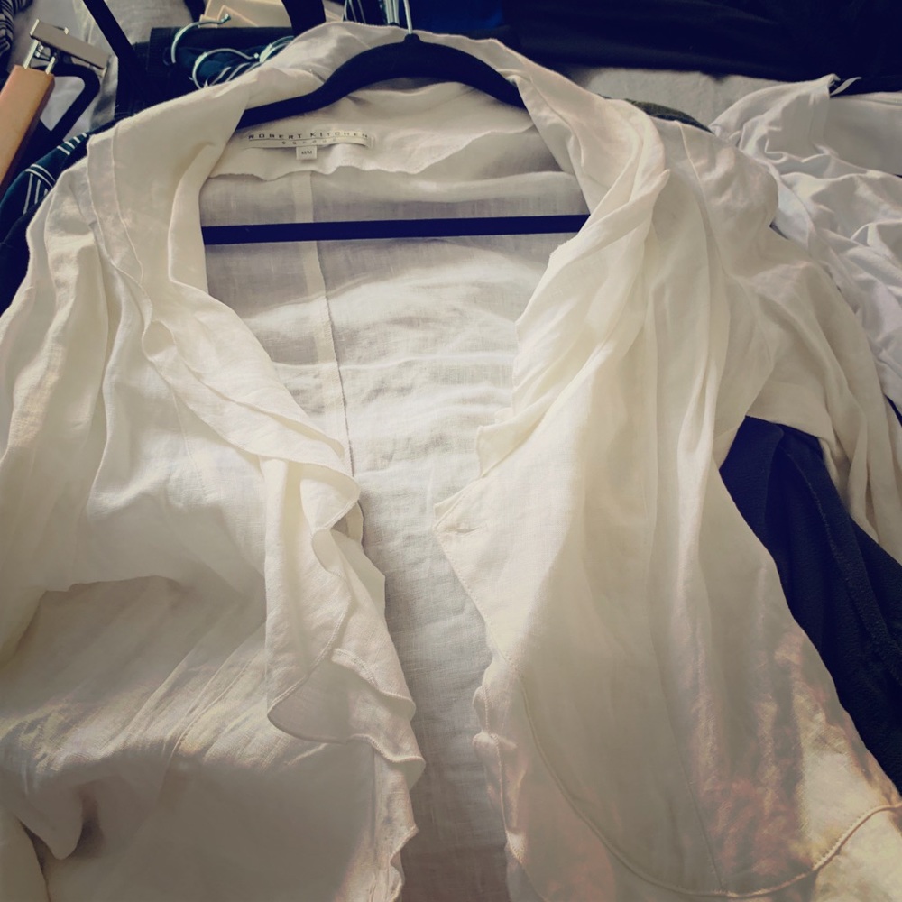 Robert kitchen never worn